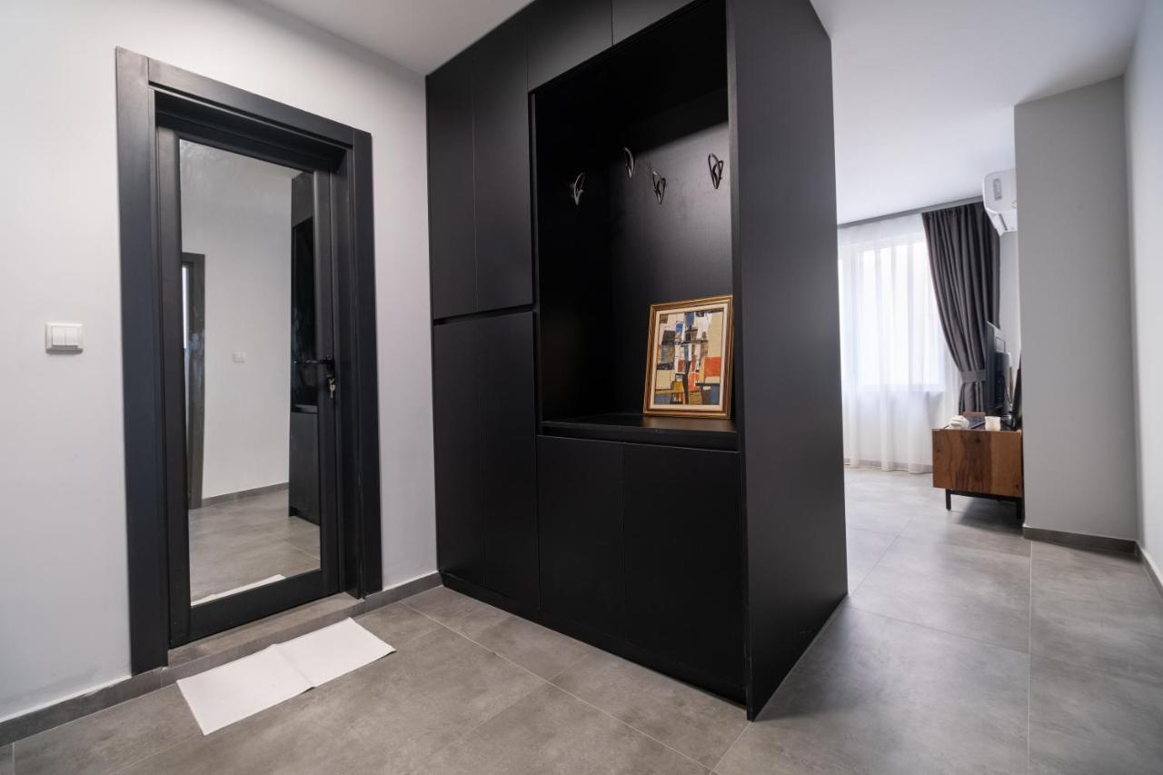 Chic 1Br Apartment With Balcony In Plovdiv Luaran gambar