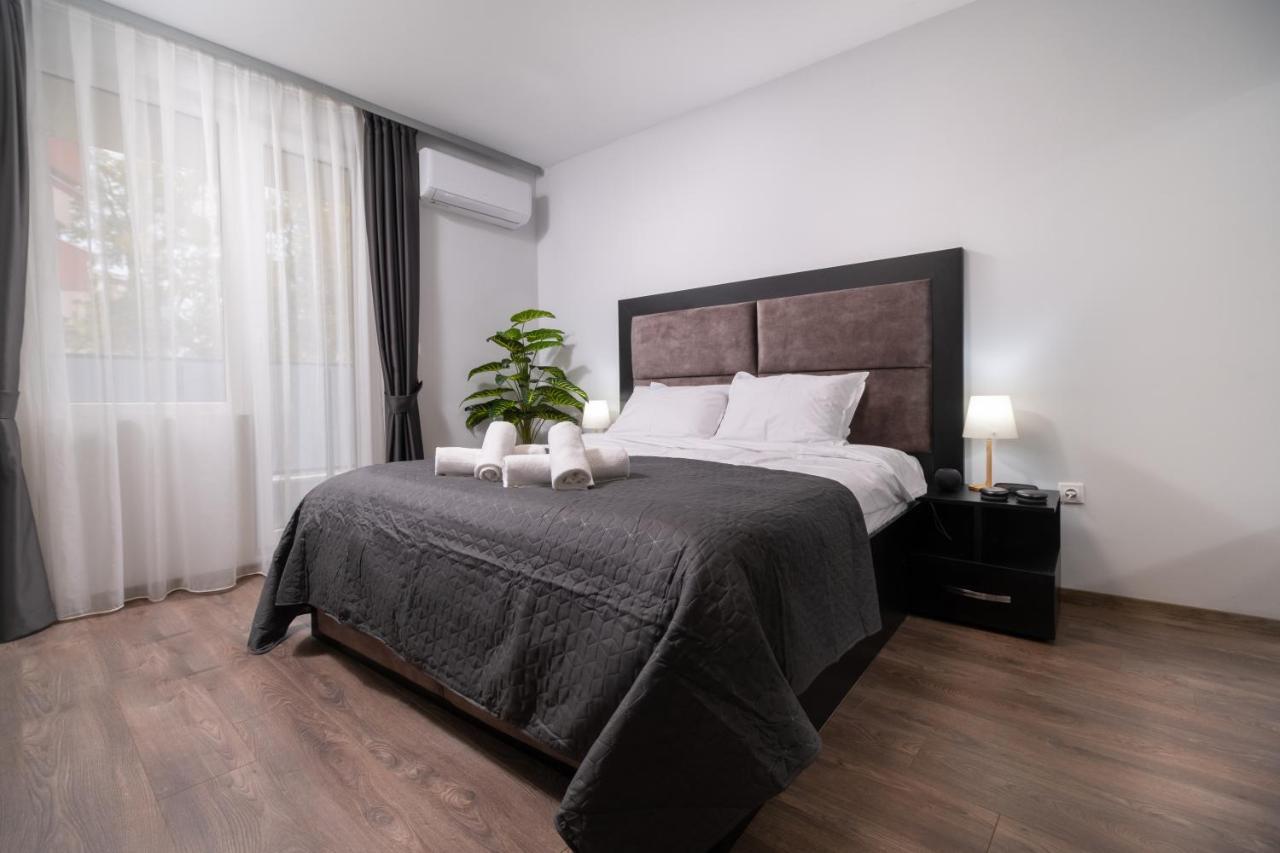 Chic 1Br Apartment With Balcony In Plovdiv Luaran gambar
