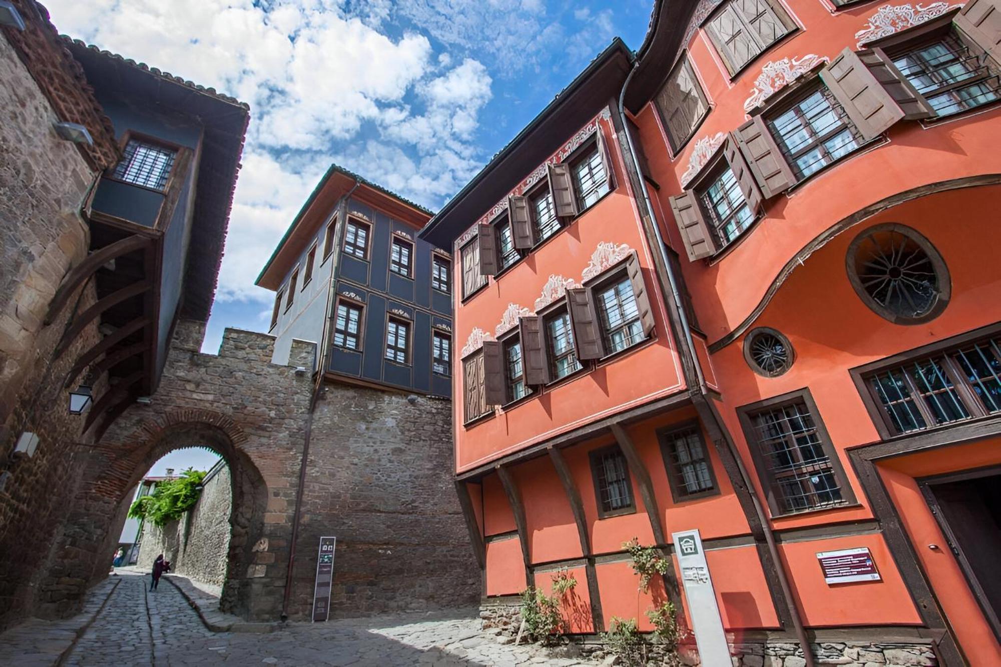Chic 1Br Apartment With Balcony In Plovdiv Luaran gambar